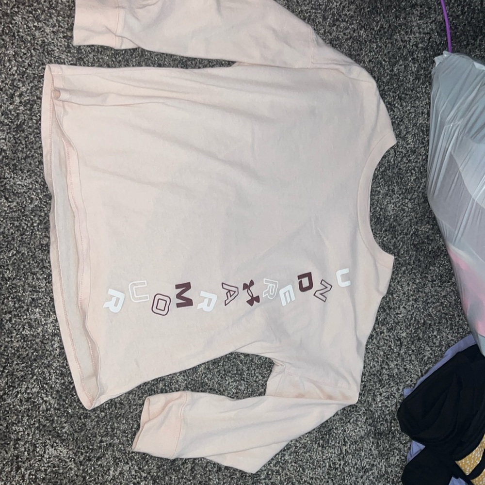 Under Armour long sleeve tshirt